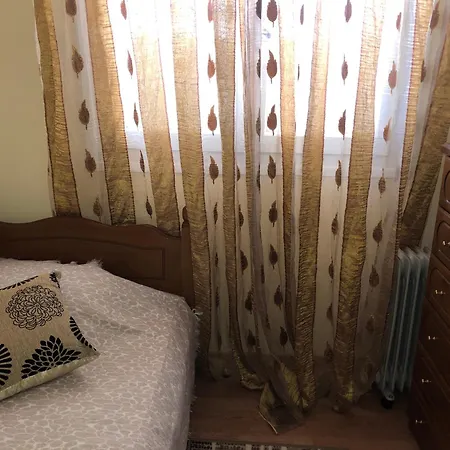 With 2 Bedrooms Apartment