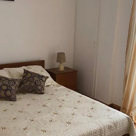 With 2 Bedrooms *
